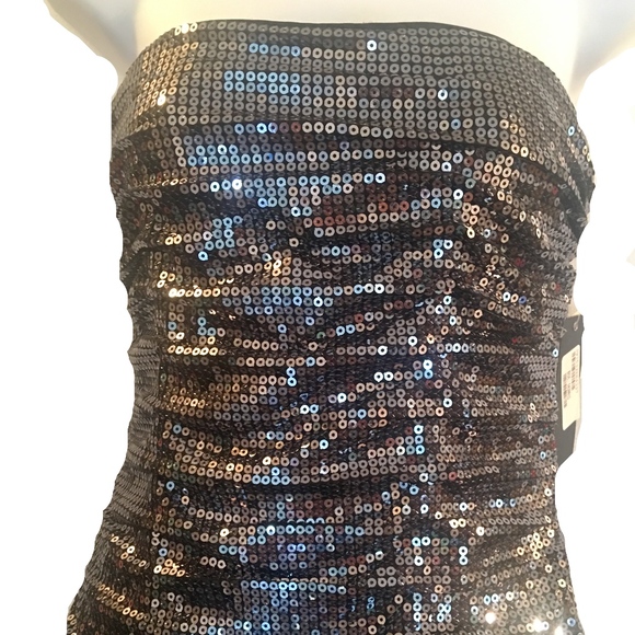 New Aqua Platinum Sequin Fitted Dress 8 - Picture 2 of 4